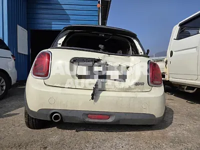 2020, MINI / Cooper, 59418 км., gas