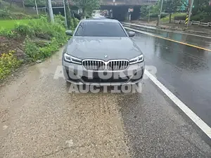 2022, BMW / 530, 23000 км., gas, 2000 куб.см.