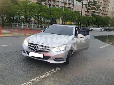 2015, Mercedes-Benz / E 250, VIN: WDDHF9HB9GB218275, 92885 км., diesel