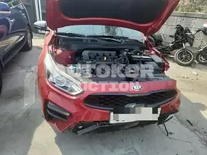 2018, BMW / Z1, 80000 км., gas, 1598 куб.см.