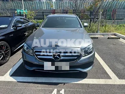 2017, Mercedes-Benz / E 220, 90000 км., diesel