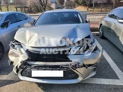 2018, Lexus / ES 300, VIN: JTHBW1GG9J2180129, 201280 км., hybrid