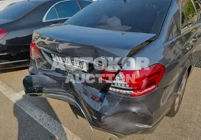 2016, Mercedes-Benz / E 220, VIN: WDDHF0AB8GB304361, 96639 км., diesel