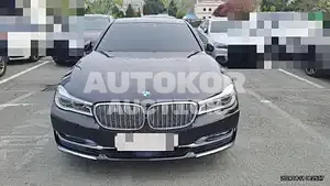2016, BMW / 740, 174823 км., gas