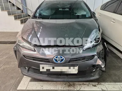 2019, Toyota / Prius, VIN: JTDKARFU5K3090042, 83125 км., hybrid