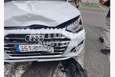 2021, Audi / A4, VIN: WAUZZZF45MN013456, 900 км., gas