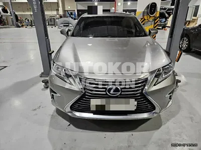 2018, Lexus / ES 300, 103640 км., hybrid