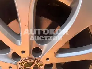 2019, Mercedes-Benz / E 300, unknown