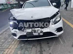 2017, Mercedes-Benz / GLC 220, VIN: WDC0J0FBXJF299477, 52000 км., diesel, 2143 куб.см.