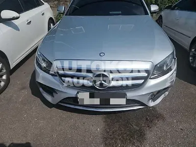 2017, Mercedes-Benz / E 300, 123507 км., gas, 1991 куб.см.