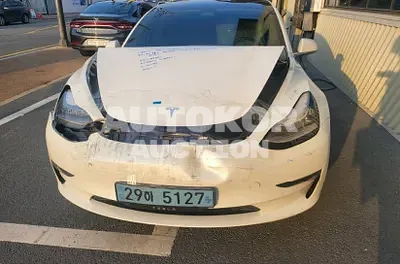 2020, Tesla / Model 3, VIN: 5YJ3E1EA5LF762963, 77357 км., electric
