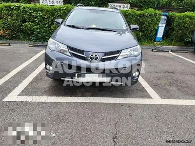 2018, Toyota / RAV4, 75810 км., gas