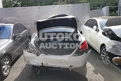 2015, Mercedes-Benz / C 200, VIN: WDDWF4CB3FF028741, 89736 км., gas