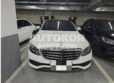 2019, Mercedes-Benz / E 300, 79415 км., gas, 1991 куб.см.