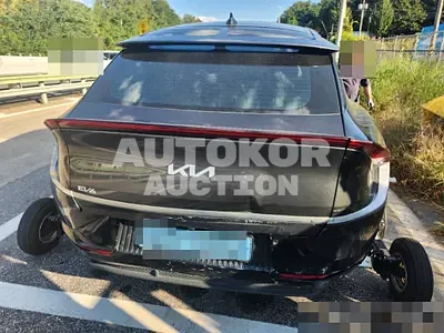 2022, Kia / ev6, 80000 км., electric