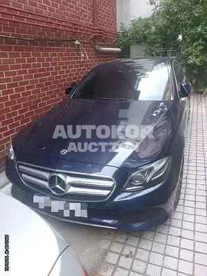 2019, Mercedes-Benz / E 300, 13500 км., gas