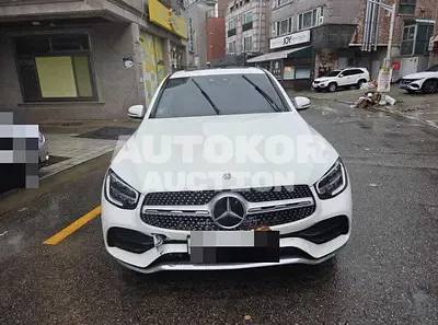 2020, Mercedes-Benz / GLC 300, 29943 км., gas, 191 куб.см.