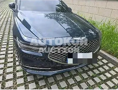 2021, Genesis / G90, 53772 км., gas, 5038 куб.см.