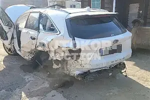 2021, Kia / Sorento, VIN: KNARL81BHMA089057, 20000 км., diesel, 2151 куб.см.