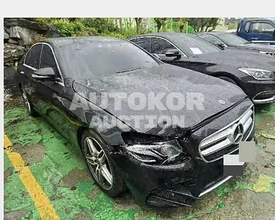 2019, Mercedes-Benz / E 300, 96044 км., gas, 1991 куб.см.