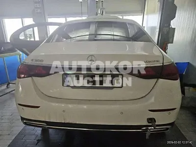 2024, Mercedes-Benz / e300, 50000 км., gas