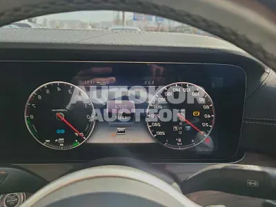 2019, Mercedes-Benz / E 300, VIN: WDDZF5DBXKA670477, 49467 км., gas