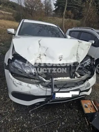 2018, Mercedes-Benz / e300, VIN: WDDZF4KBXJA319645, 184147 км., gas