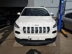 2017, Jeep / Cherokee, VIN: 1C4PJMCB5HW622831, gas