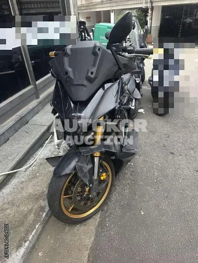 2023, Honda / forza, 20000 км., gas, 750 куб.см.
