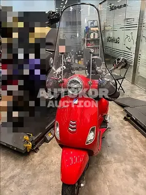 2021, BMW / 125, gas