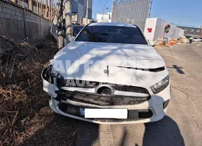 2022, Mercedes-Benz / a200, 96207 км., diesel
