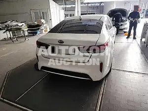 2019, Kia / K5, 36000 км., hybrid, 1999 куб.см.