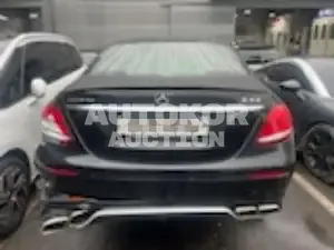 2017, Mercedes-Benz / E 300, 54695 км., gas, 1991 куб.см.