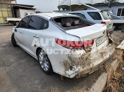 2017, Kia / K5, VIN: KNAGU411BHA114851, 69201 км., gas