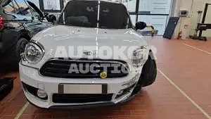 2017, MINI / Countryman, VIN: WMWYT9104J3D75192, diesel