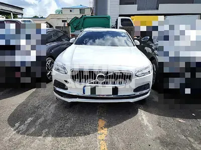 2021, Volvo / S90, 41395 км., hybrid, 2000 куб.см.