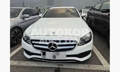 2016, Mercedes-Benz / E 220, 101270 км., diesel, 1950 куб.см.