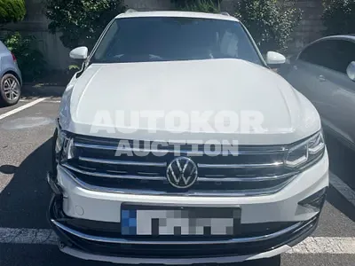 2022, Volkswagen / Tiguan, 30272 км., diesel