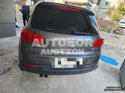 2016, Volkswagen / Tiguan, VIN: WVGZZZ5NZGW592210, 90000 км., diesel