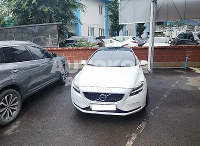 2018, Volvo / V40, VIN: YV1MV79K0J2463729, diesel