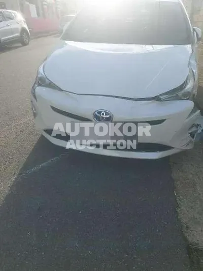 2018, Toyota / Prius, 93845 км., hybrid
