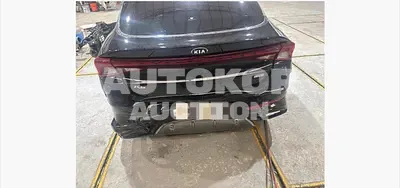 2020, BMW / B5, 107186 км., gas, 1598 куб.см.