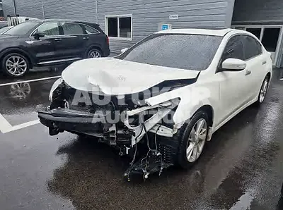 2016, Nissan / Altima, VIN: 1N4AL3AP7GC108476, 105189 км., gas