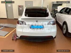 2021, Tesla / Model Y, VIN: 5YJYGDEE0MF177133, electric, 1 куб.см.