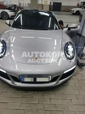 2018, Porsche / 911, gas