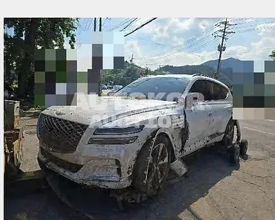 2023, Genesis / GV80, 5801 км., gas, 2497 куб.см.