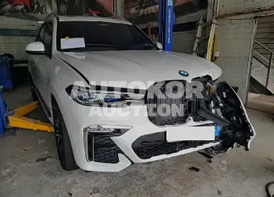 2022, BMW / 740, VIN: WBATB4109N9M27092, hybrid