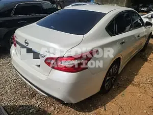 2016, Nissan / Altima, VIN: 1N4AL3AP6HC107028, 83000 км., gas