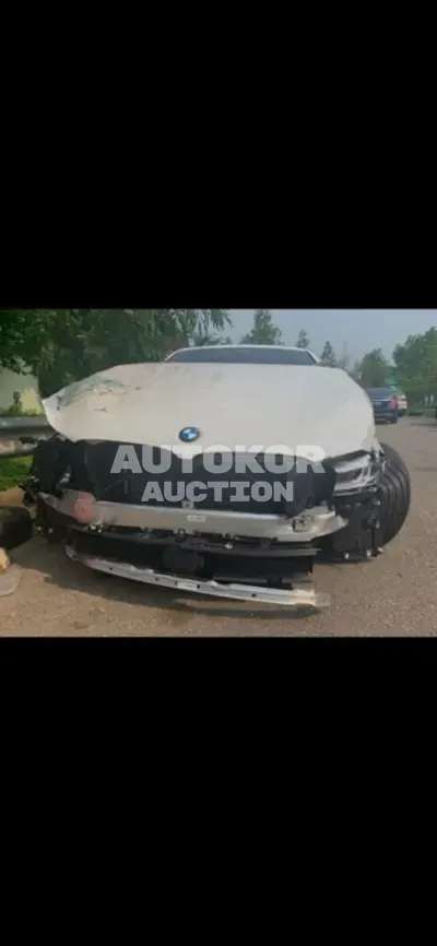 2022, BMW / 520, VIN: WBA11BH03NWX61933, gas