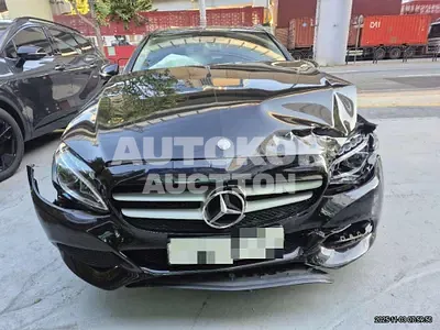 2017, Mercedes-Benz / C 200, 33602 км., gas